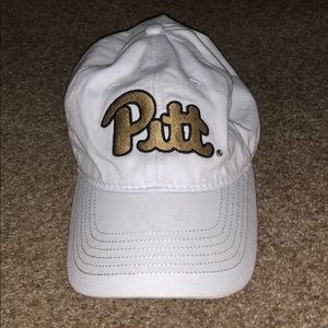 Pitt hat